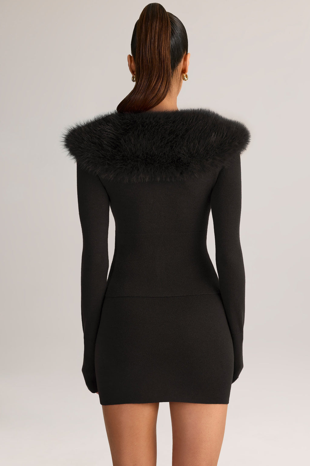 Knit Mid-Rise Mini Skirt in Black