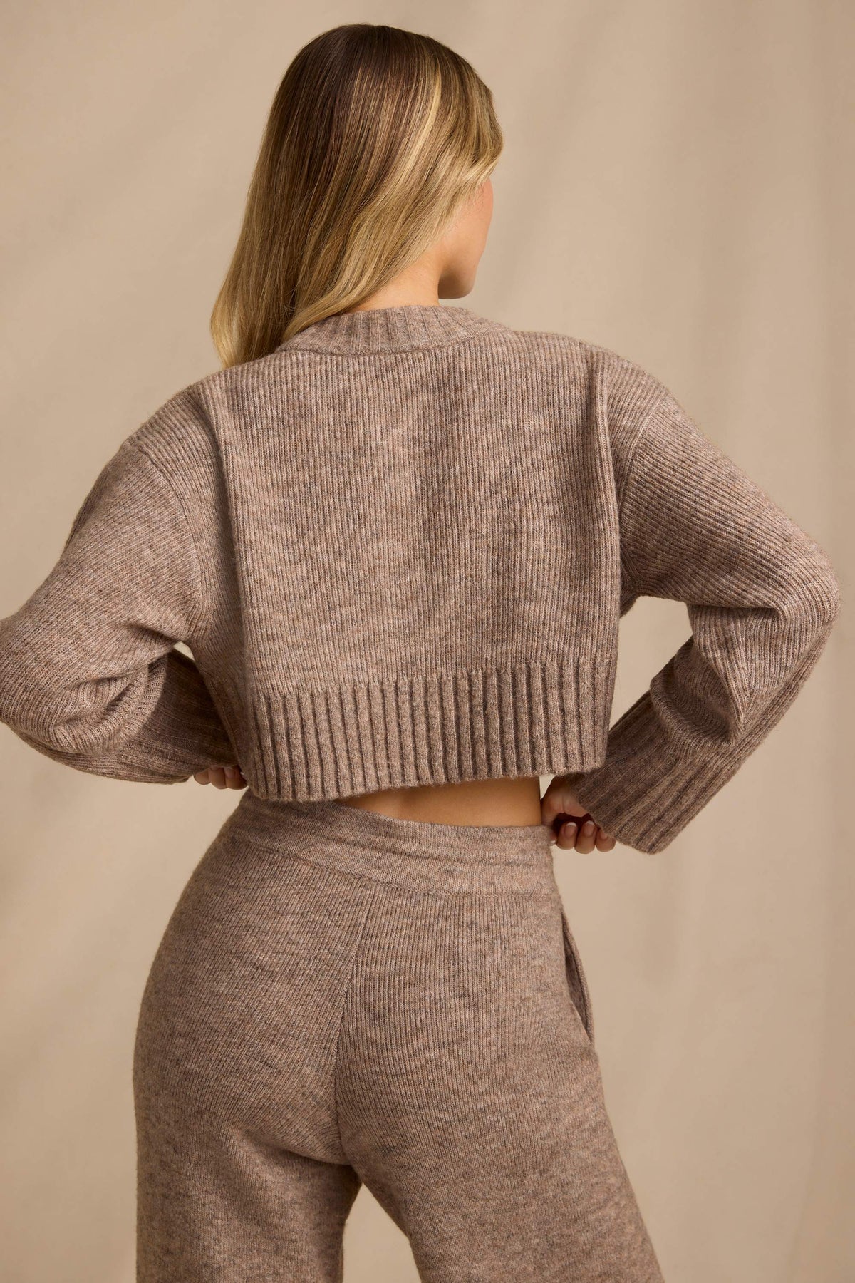 Ribbed Knit Cropped Jumper in Brown Marl