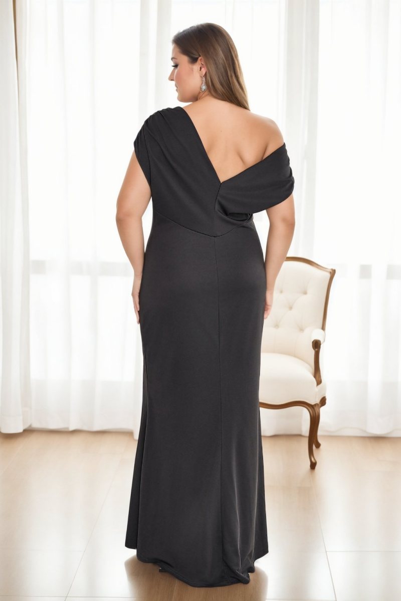 Branca Plus Size Black Column Evening Dress