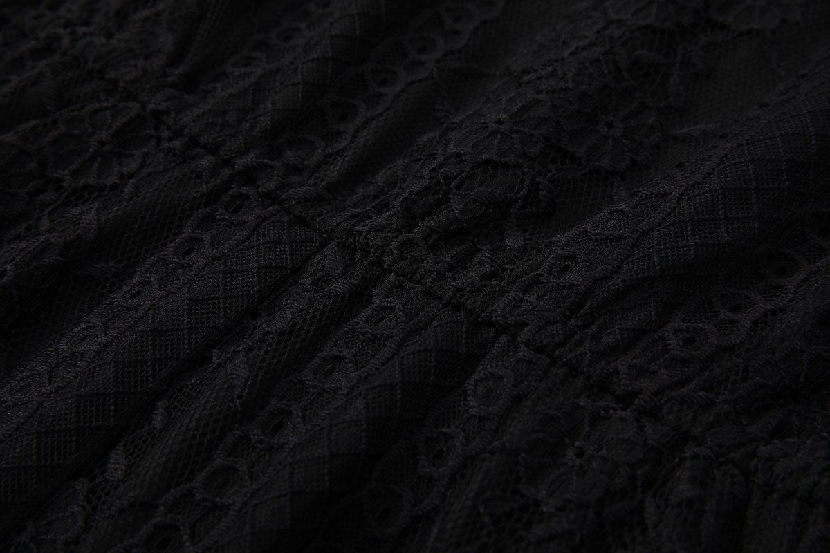 Plus Size Black Square Neck Lace Midi Dress
