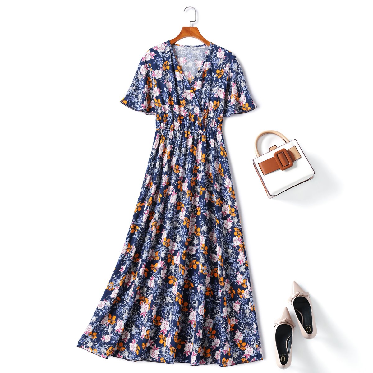 Melle Plus Size Blue Floral Maxi Dress