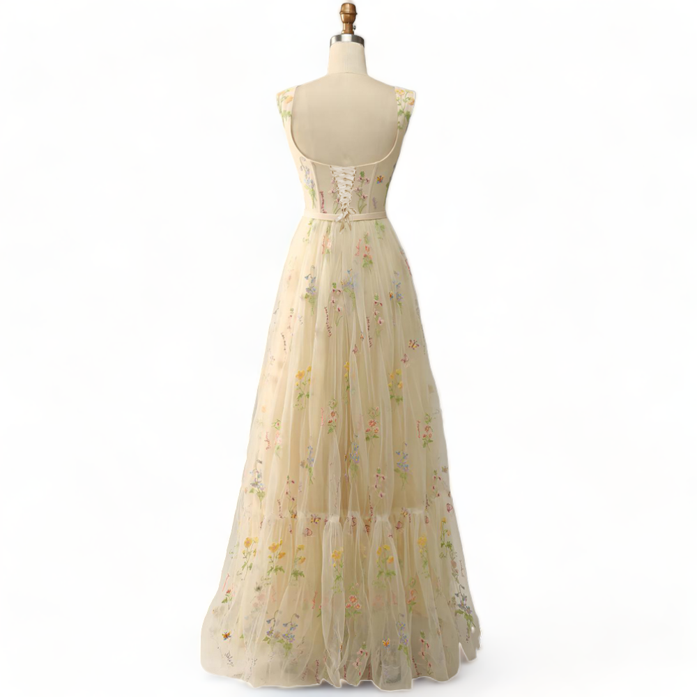 Amiri Plus Size Cream Floral Evening Dress