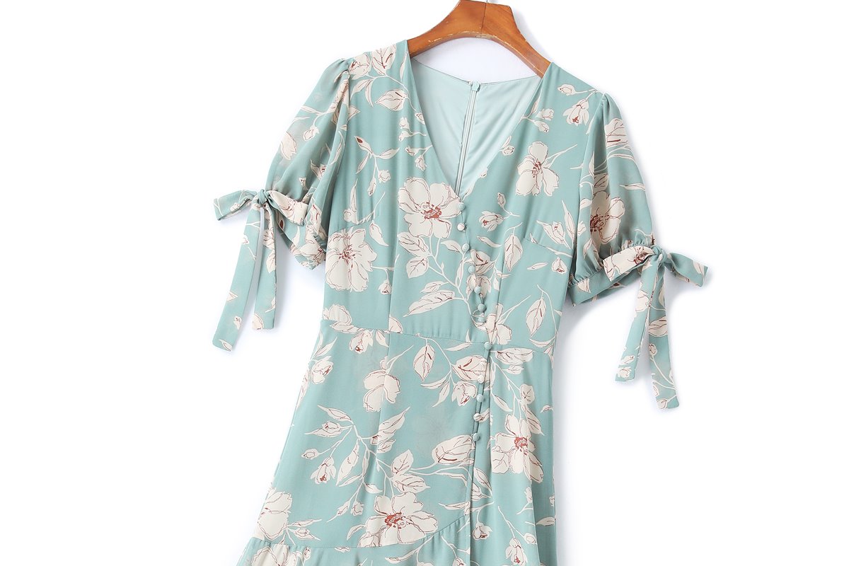 Zyla Plus Size Floral Tea Midi Dress