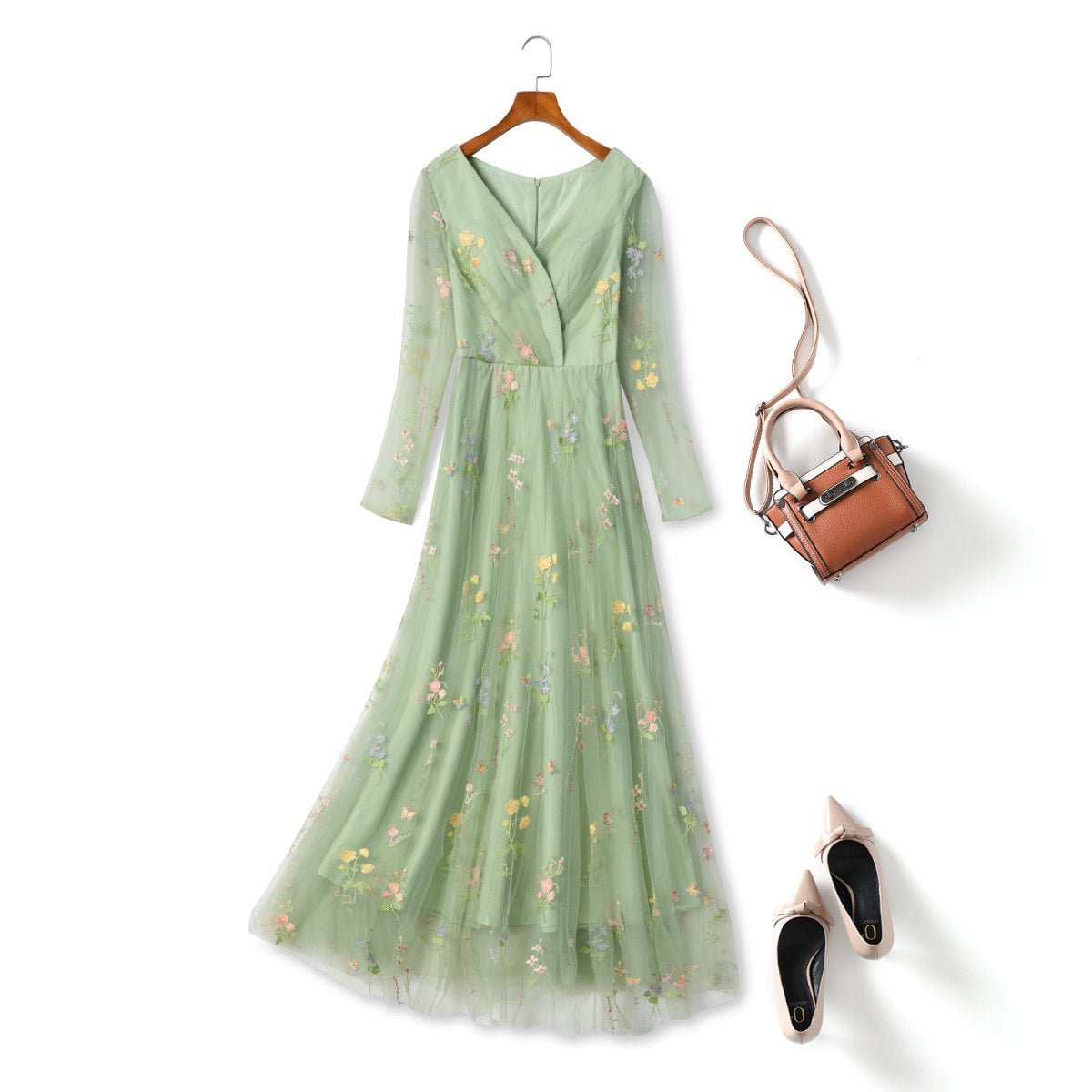 Plus Size Floral Embroidery Evening Dress