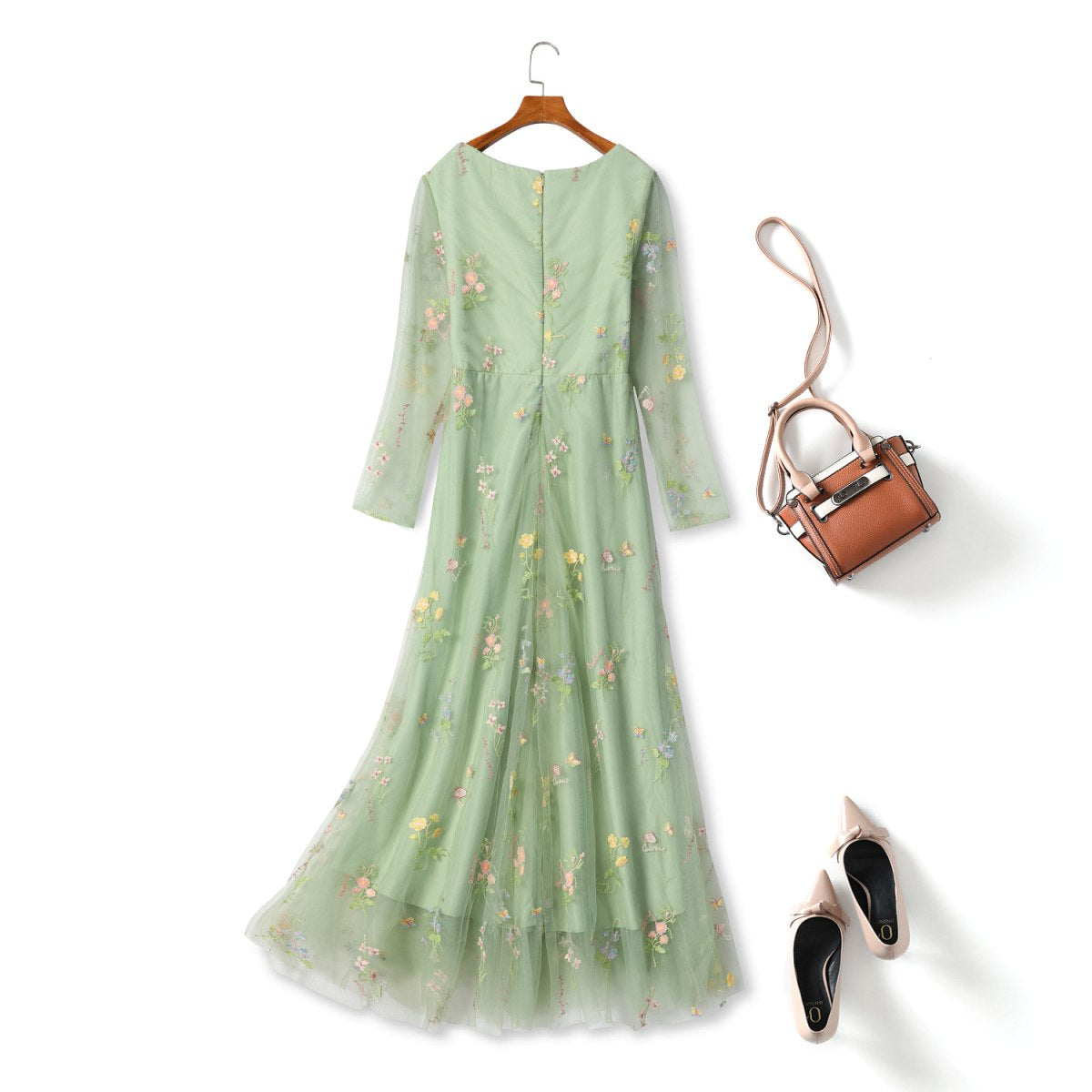 Plus Size Floral Embroidery Evening Dress