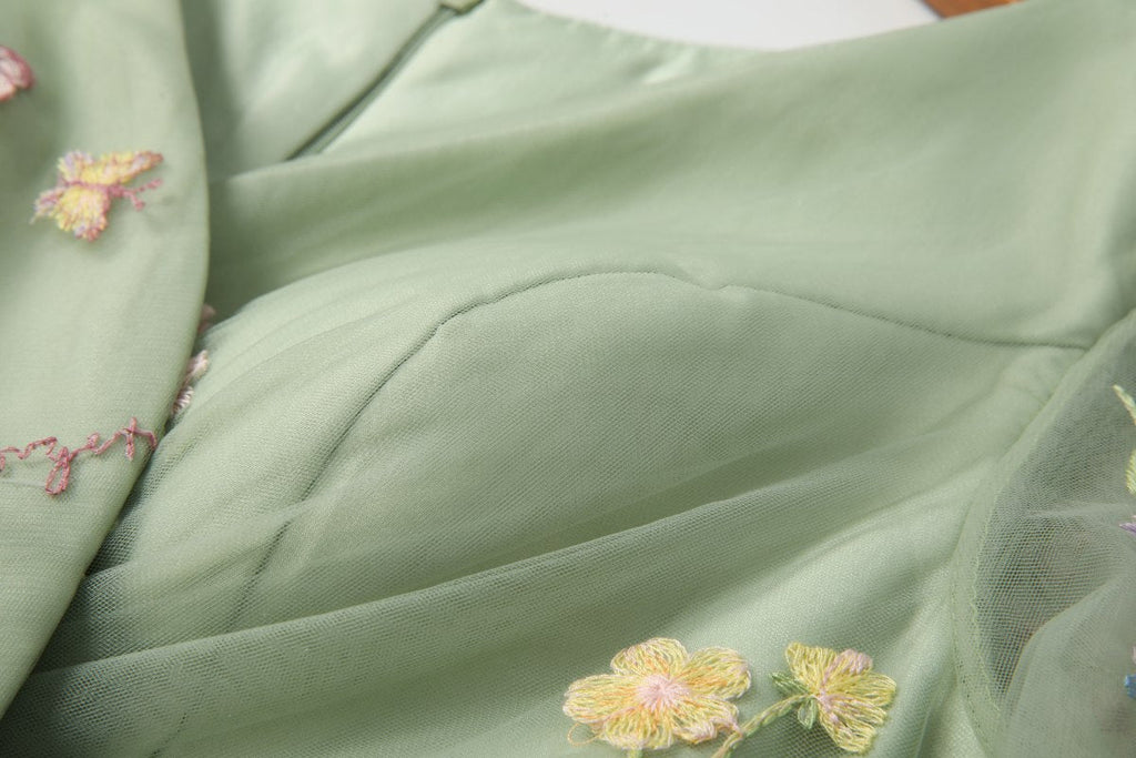 Plus Size Floral Embroidery Evening Dress