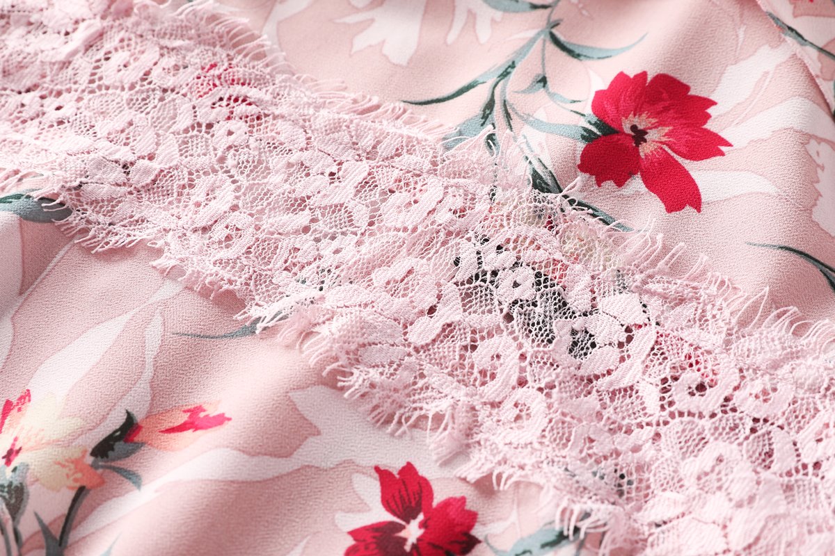 Dana Plus Size Pink Floral Halter Neck Midi Dress