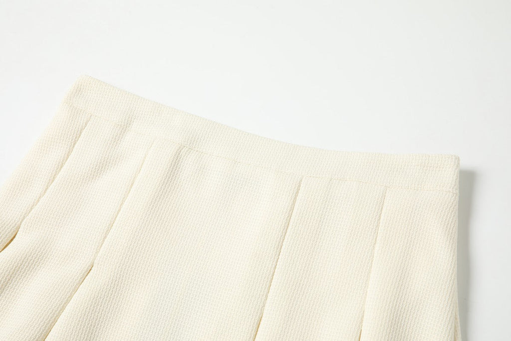 Plus Size Pleat Mini Skirt