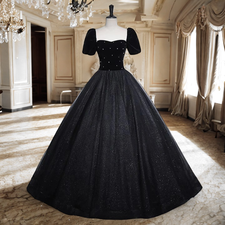 Waverly Plus Size Vintage Black Gown